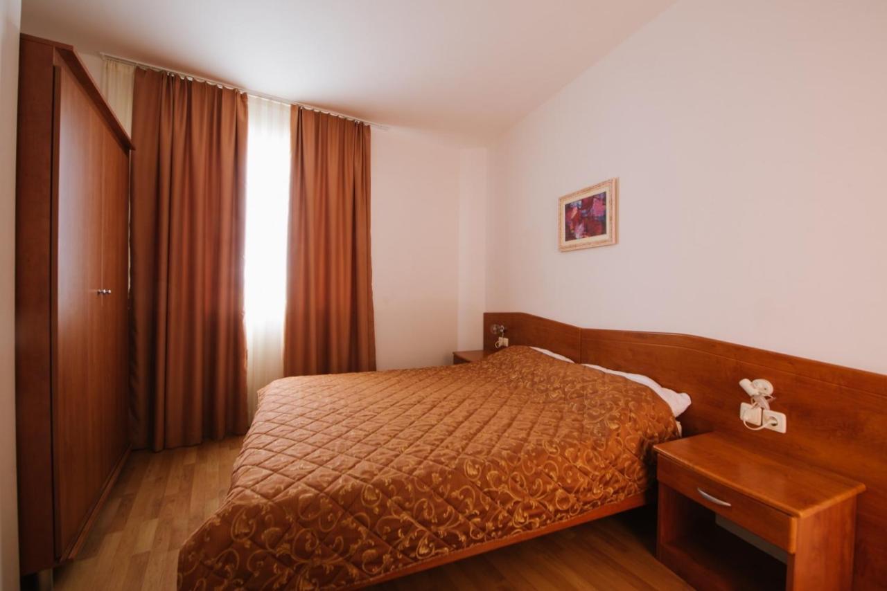 Villa Sunce Подгора Екстериор снимка