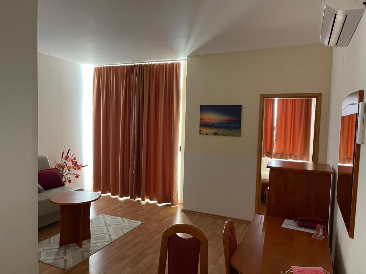 Villa Sunce Подгора Екстериор снимка